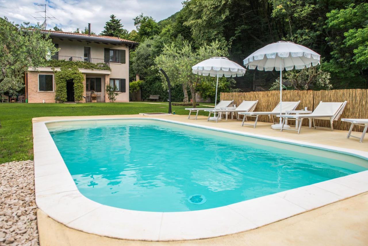 B&B Al Sentiero Caprino Veronese Bagian luar foto