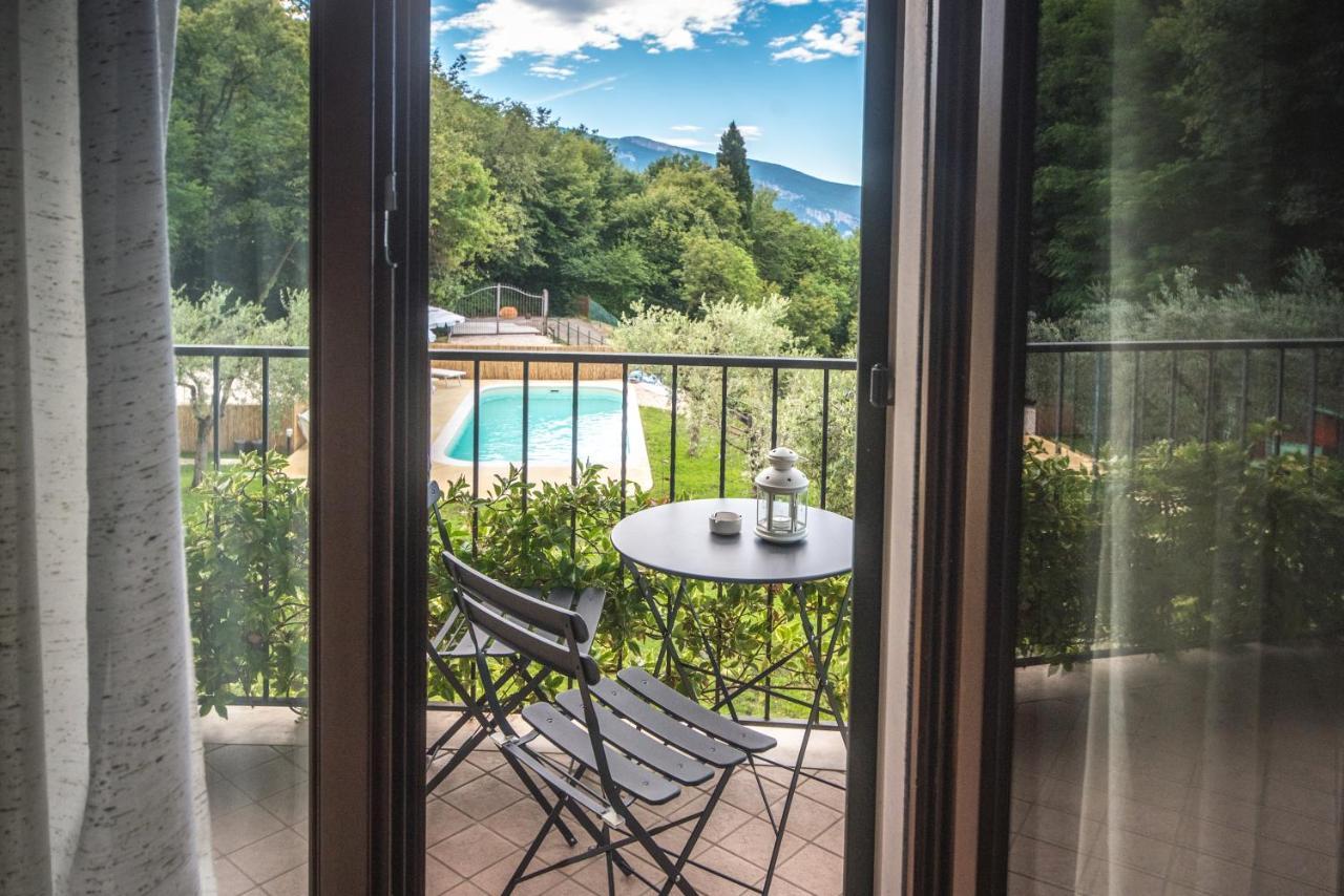 B&B Al Sentiero Caprino Veronese Bagian luar foto