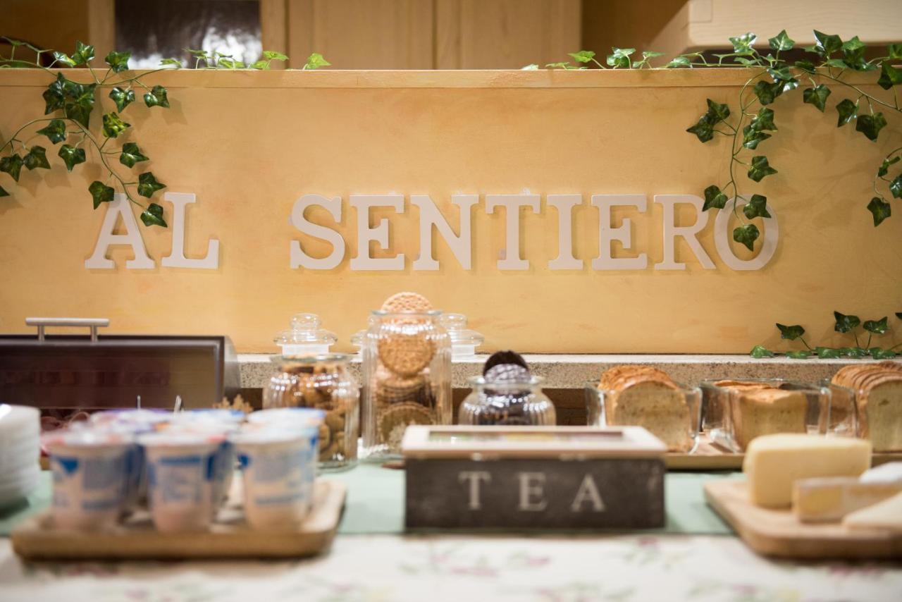 B&B Al Sentiero Caprino Veronese Bagian luar foto