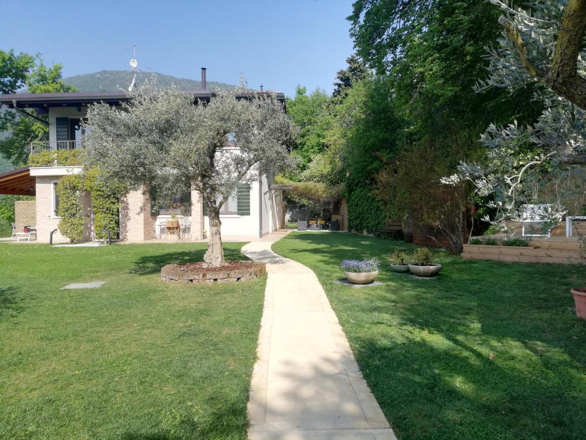 B&B Al Sentiero Caprino Veronese Bagian luar foto