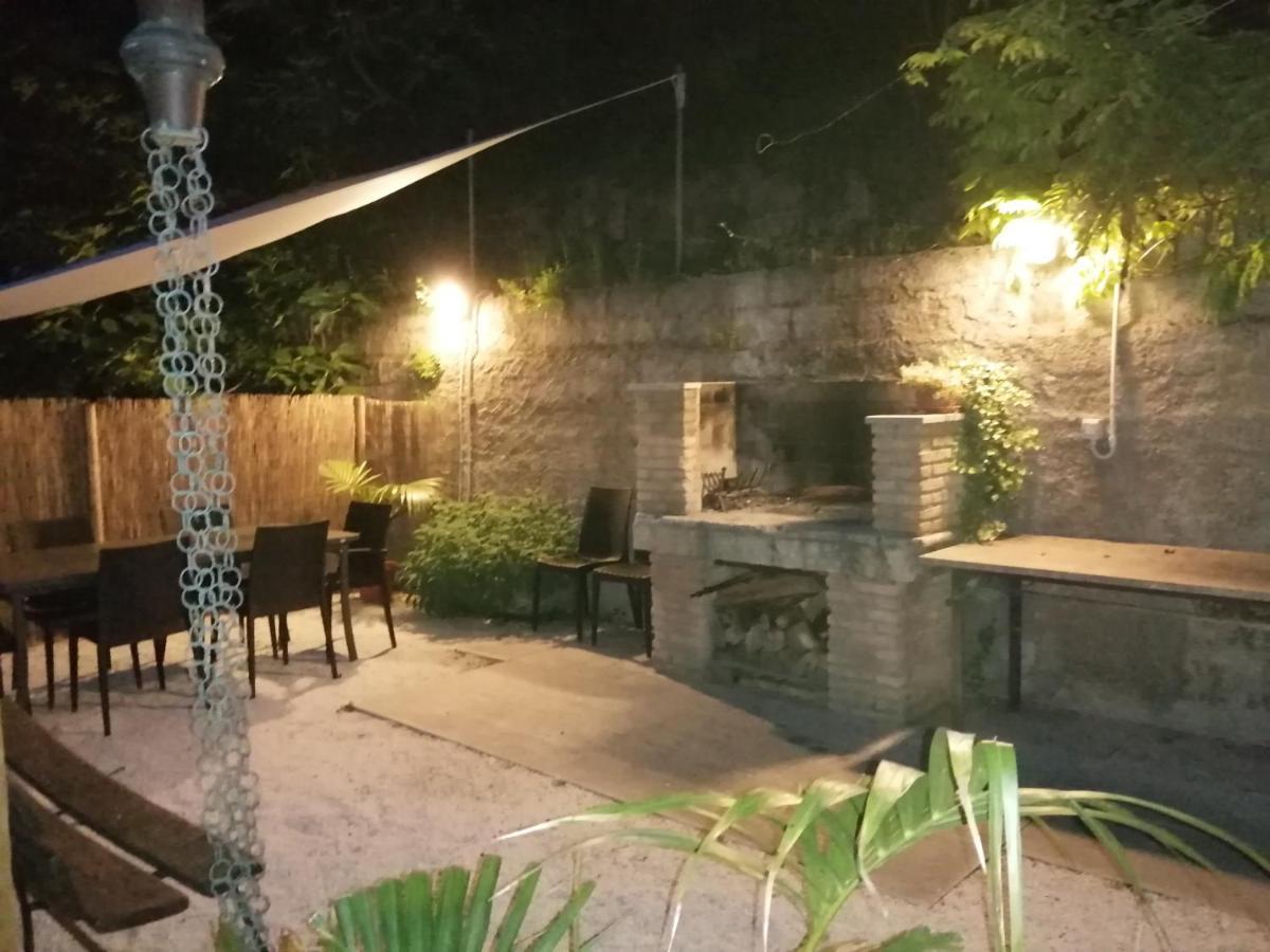 B&B Al Sentiero Caprino Veronese Bagian luar foto